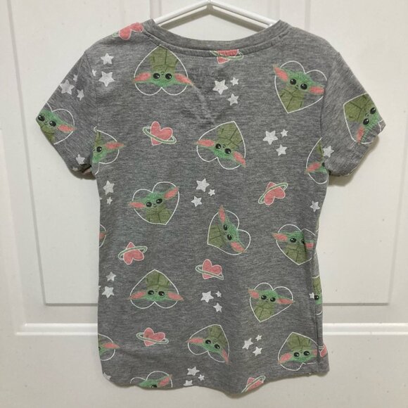 Star Wars Baby Yoda Heart Grogu Tee Girls 7/8 MUST BE BUNDLED, MARKED DOWN - Picture 4 of 4